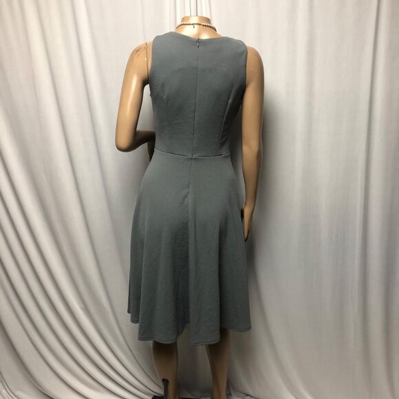Homeyee Dress Womens Size Small Gray Sleeveless Lace Waist Stretch A-Line - Picture 4 of 7